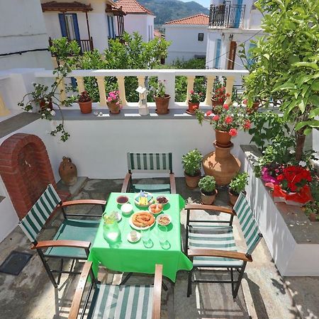 Casa Al Pozzo Villa Skopelos Town Exterior photo